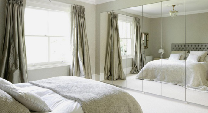 never-keep-mirror-at-these-places-home