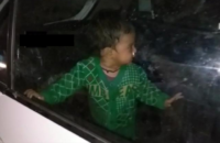 parents-leave-toddler-locked-inside-car-locals-break-window-to-rescue-her