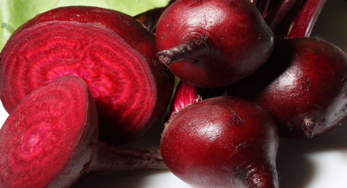 beetroot-face-pack-healthy-and-glowing-skin