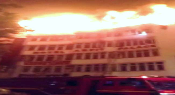 fire-breaks-out-in-hotel-delhi-karol-bagh