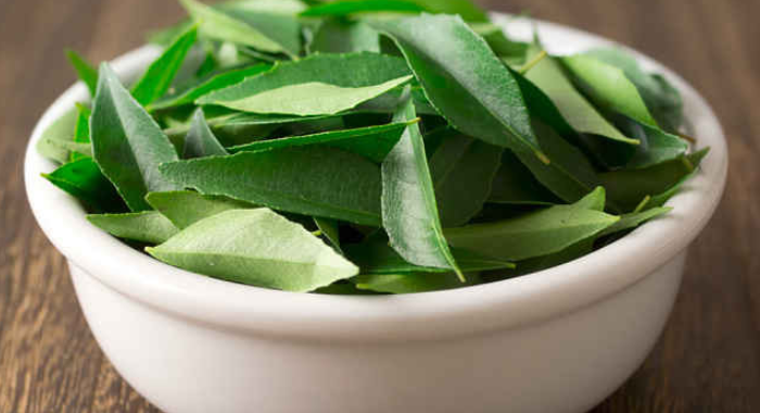 how-to-use-curry-leaves-seed-for-hair-growth