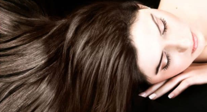 banana-honey-mix-for-healthy-smooth-hair