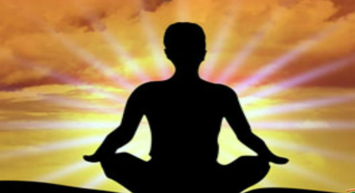benefits-of-chanting-gayatri-mantra-108-times-2