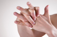 cracking-of-joints-harmful-for-your-health