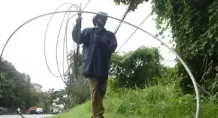 notify-immediately-when-kseb-power-line-breaks