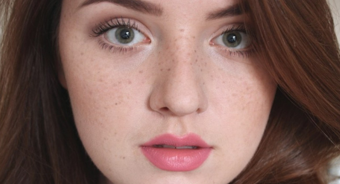 how-to-remove-freckles-with-eggplant
