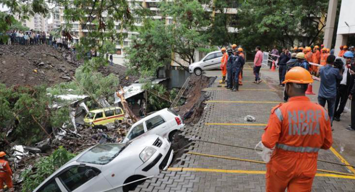 pune-wall-collapse-many-dead-after-wall-collapses-in-pune-many-cars-stuck