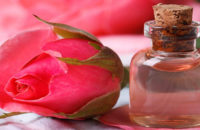 rose-water-tips-for-anti-aging